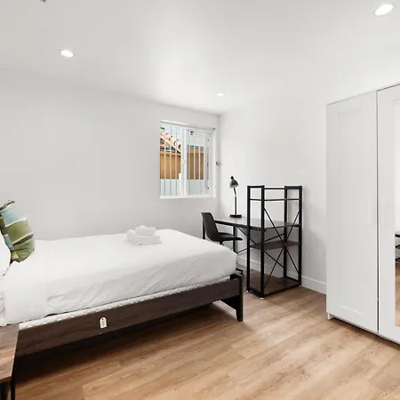 Spacious 1-Bd Hideaway Close To Usc Room With Share Livingroom Los Angeles Exterior photo