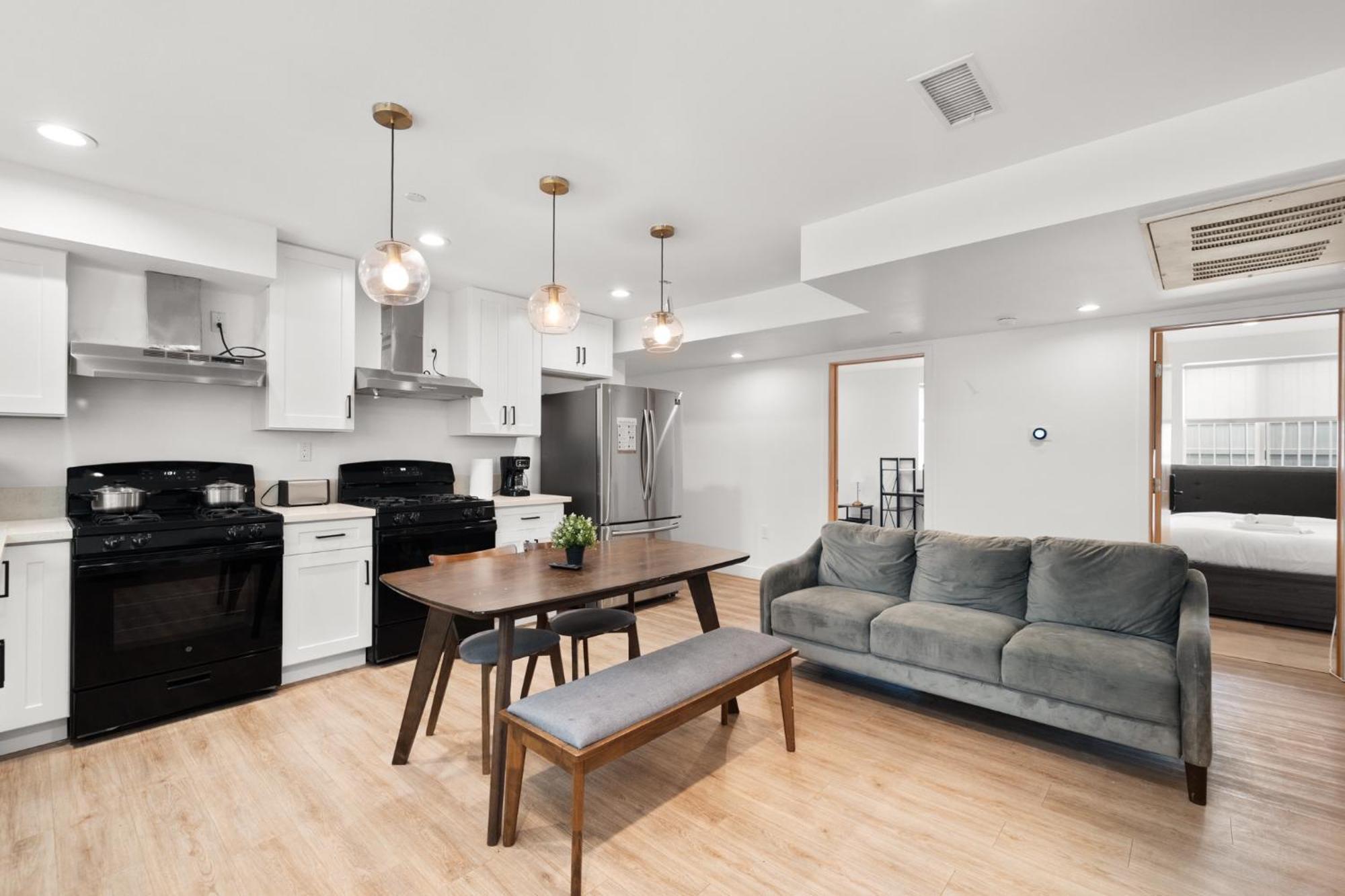Spacious 1-bd Hideaway Close To Usc With Share Livingroom Privatunterkunft
